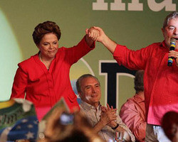 PT completa dez anos no poder e presidente Dilma diz que foi uma década de “avanços”
