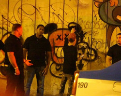Cantor Justin Bieber está na mira  da polícia por ter pichado muro na madrugada do Rio de Janeiro