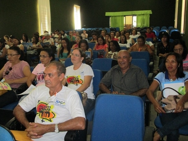Diretoras e coordenadoras de escolas públicas estaduais participam de encontro promovido pela 7ª GRE   - Imagem 1
