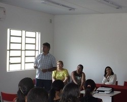 Prefeito Zé Henrique participa de capacitação de monitores do programa mais educação
