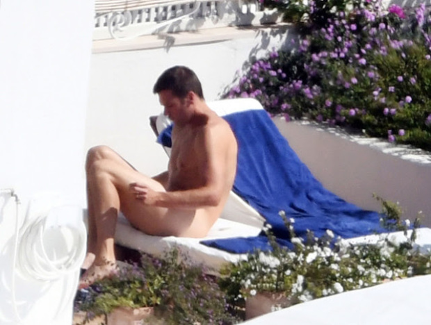 Tom Brady é flagrado pelado, trocando carinho com Gisele Bundchen  - Imagem 4