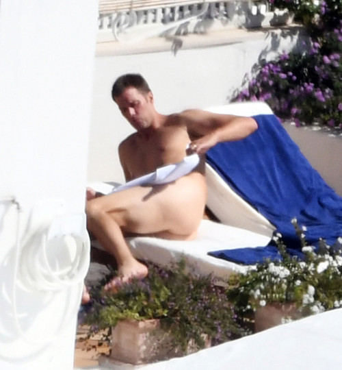 Tom Brady é flagrado pelado, trocando carinho com Gisele Bundchen  - Imagem 3