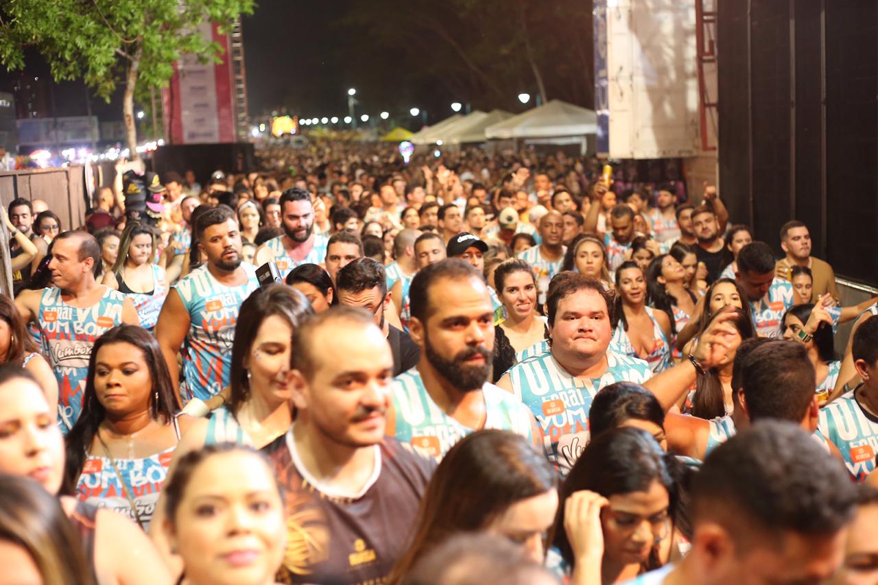 Bell Marques abre a Micarina Meio Norte com multidão no bloco Vumbora - Imagem 2