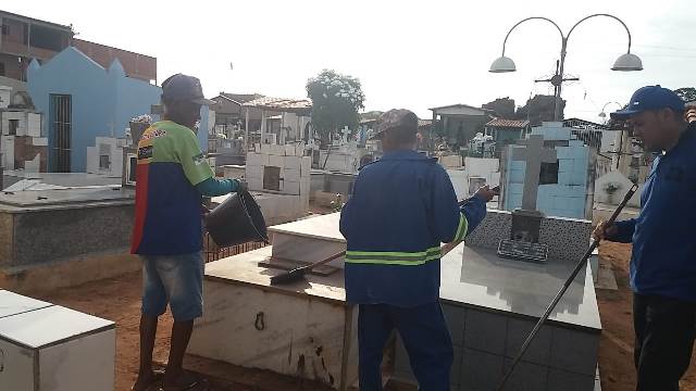 Prefeitura de Dom Expedito Lopes intensifica limpeza nos cemitérios - Imagem 32