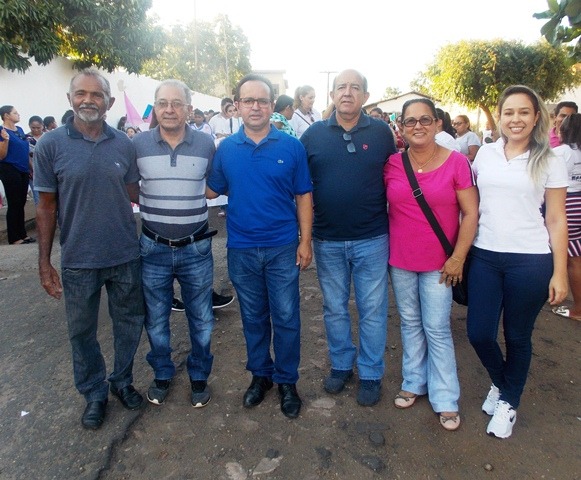 Prefeitura de Barro Duro promove caminhada sobre Outubro Rosa, Novembro Azul e combate ao Aedes - Imagem 8