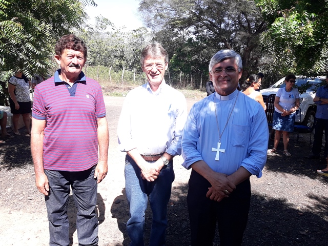 Bispo Dom Plínio visita Dom Expedito Lopes em Missão Pastoral - Imagem 8