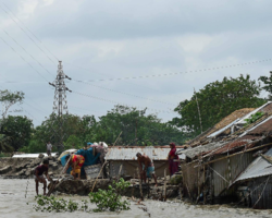 Ciclone deixa mais de 40 mortos e milhares de desabrigados na Ásia