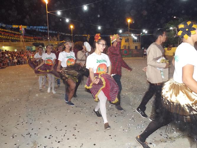 Junina Bag Dance leva título de campeã do Encontro de Folguedos 2019  - Imagem 50