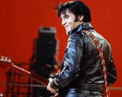 Elvys Presley, o rei do rock, morto aos 42 anos, nasceu no dia 08/01