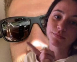 Por reflexo de óculos, jovem descobre traição do namorado; vídeo
