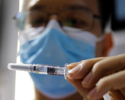 Ministério da Saúde entrega plano de vacinação ao STF e bota CoronaVac