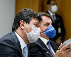 Coronavírus: Ministro da Saúde sugere adiamento das eleições 2020