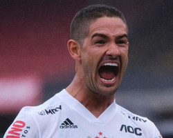 SPFC estreia hoje (5) com elenco sem título na Libertadores 
