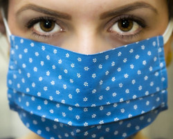 Máscaras de tecido ajudam a prevenir contra coronavírus; saiba dicas! 