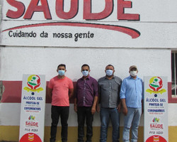 Prefeitura de São João da Serra adquire totens de álcool gel para uso em pontos estratégicos