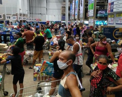 Anúncio de lockdown causa lotação em supermercados da Grande São Luís