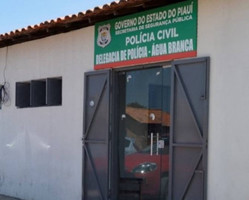 Homem é preso acusado de agredir esposa em residência no  Piauí
