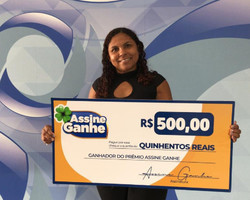 Assine Ganhe: 97ª sorteada recebe prêmio de R$ 500 na TV Meio Norte