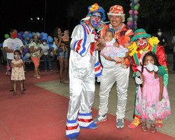 Prefeitura de Hugo Napoleão realiza festa em homenagem às crianças 