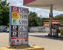 Petrobras anunciará novo reajuste no preço dos combustíveis, diz governo