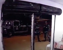 Dupla troca tiros com policiais após assalto na z. Leste de Teresina; vídeo