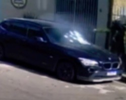 Vídeo: Carro de segurança de vereador recebe tiros de fuzil no RJ