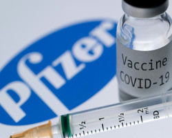 Pfizer diz não aceitar condição do governo para venda de vacinas 