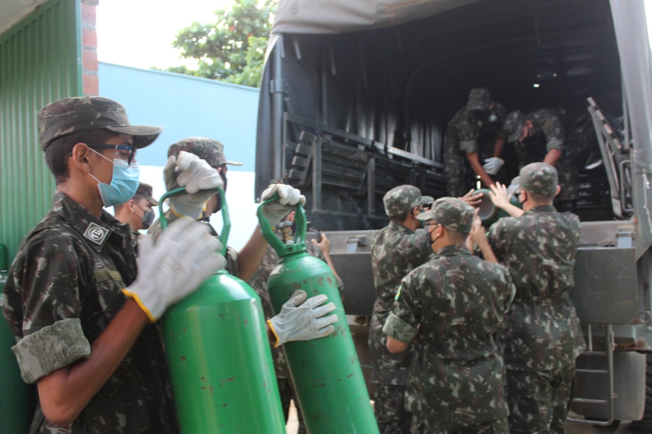 Com 100% de UTIs ocupadas,  Exército ajuda Sesapi e distribui oxigênio - Imagem 1