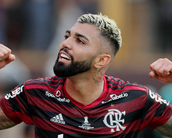 Gabigol não se apresenta em Curitiba e levará multa pelo Flamengo