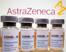 Antecipação da 2ª dose da AstraZeneca só após chegada de vacinas, diz FMS