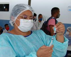 FMS dá início à vacinação de trabalhadores dos mercados públicos em THE