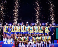 Seleção feminina de vôlei fica com a medalha de prata na Liga das Nações
