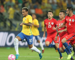 Pesquisa: 55% dos jogadores do Brasil só ganham 1 salário mínimo