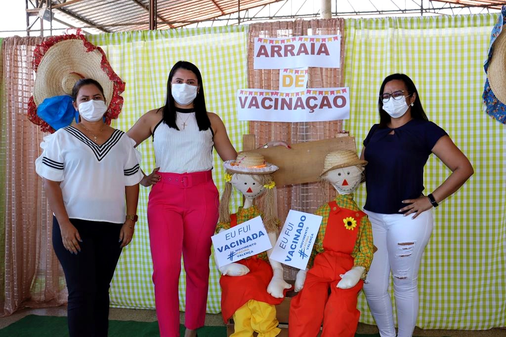 Trabalhadores da Educação são imunizados na cidade de Valença do Piaui - Imagem 83