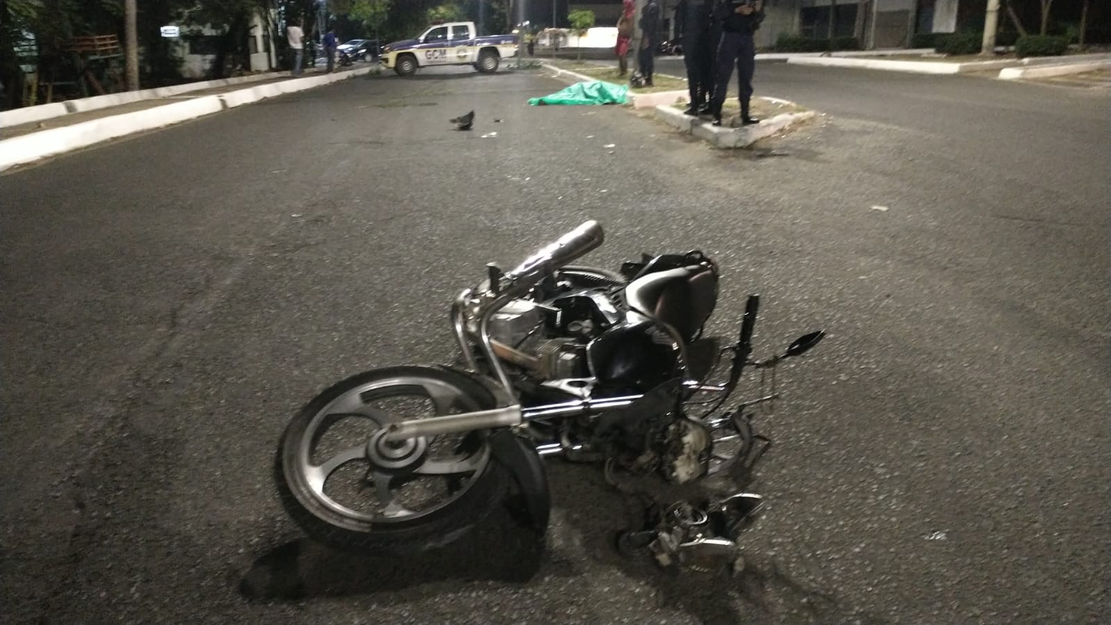 Motociclista teve morte imediata (Foto: Kilson Dione/ Portal Meio Norte)