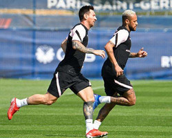  Neymar e Messi ficarão fora de jogo a pedido de técnico do PSG nesta sexta
