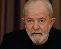 Justiça de SP arquiva investigação contra Lula por tráfico de influência 