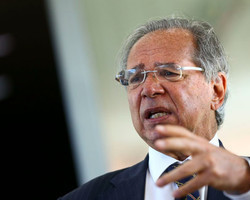 Ministro defende aumento “modesto e moderado” para Bolsa Família