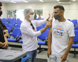 Piauí tem 26% das cidades com vacinação de jovens; 2º menor índice do NE
