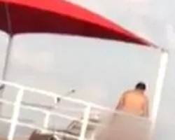 Casal faz sexo em flutuante no lago de Palmas; vídeo viralizou