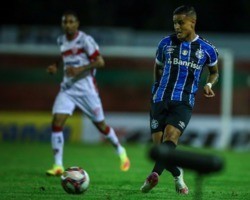 Cuiabá acerta contratação do meia-atacante Everton, do Grêmio