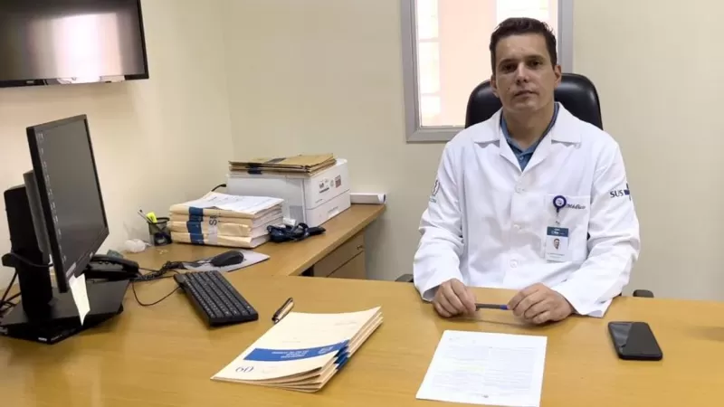 Roberto Rangel, diretor médico do Hospital Municipal Ronaldo Gazolla, no Rio (Foto: Reprodução)
