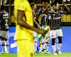 Fluminense vence o Madureira no Carioca depois de melhorar no segundo tempo