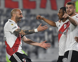 River Plate bate Platense e garante presença na Libertadores 2023