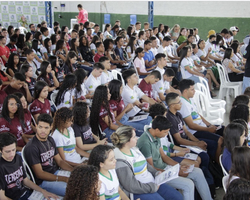 Estudantes de 13 municípios participam da Revisão Pré-Enem em Fronteiras