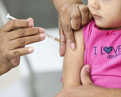 Teresina está vacinando crianças de 3 e 4 anos com 2ª dose contra Covid-19