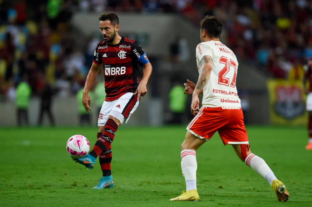 Flamengo e Internacional empataram em 0 a 0  Foto: Marcelo Cortes 