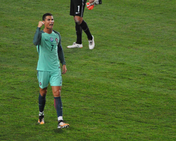 Messi e Ronaldo devem disputar a Copa do Mundo pela última vez