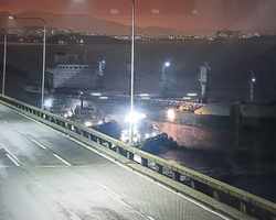 Ponte Rio-Niterói é fechada devido à batida de navio à deriva