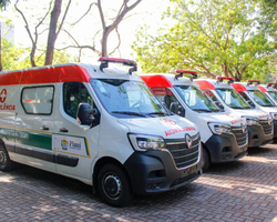 Governo entrega 28 ambulâncias, no dia 18, compradas com emendas de Merlong